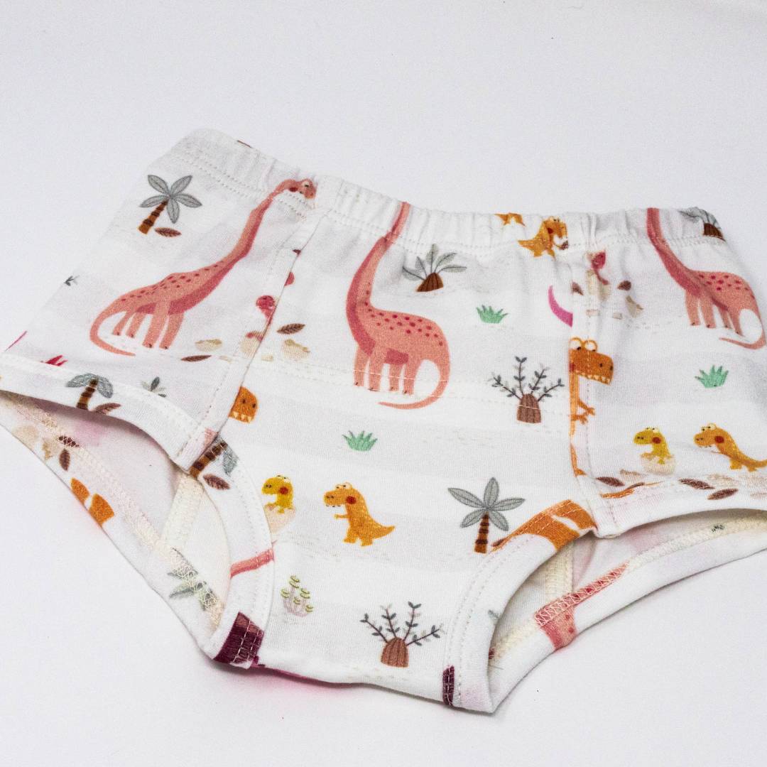 USA-Made Potty Training Pants, crafted with 95% GOTS-certified organic cotton and 5% elastane, our training pants offer unmatched softness, stretch, and durability. Perfect for toddlers with sensitive skin, these non-toxic undies provide breathable comfort, free from harmful chemicals.