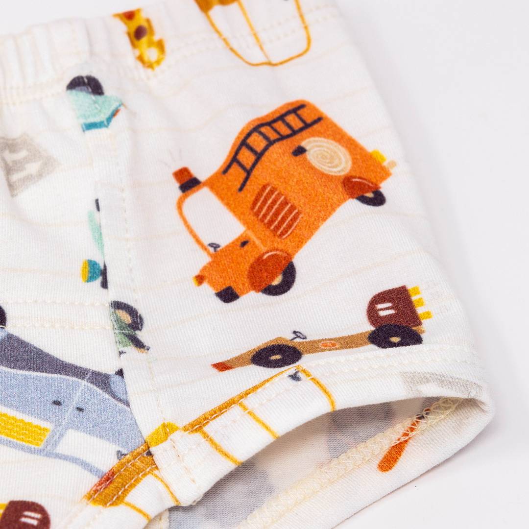 Vintage Transportation Organic Potty Training Underwear: Made from GOTS-certified organic cotton, perfect for delicate toddler skin.
Non-Toxic Toddler Underwear: OEKO-TEX certified, free from harmful chemicals, ensuring the highest safety standards for your child.