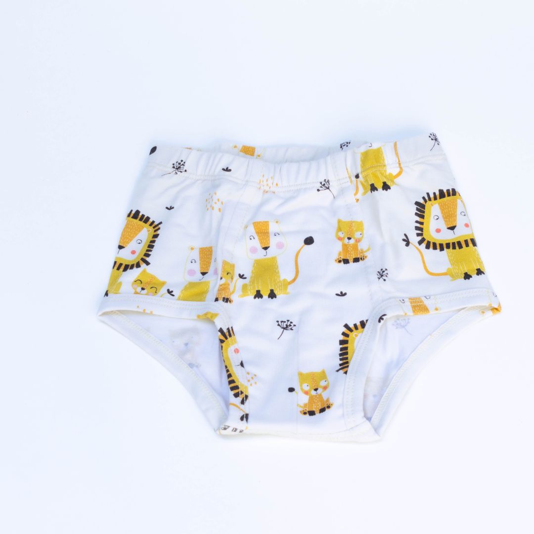 Choose Mukupati's Fall Briefs Pack to give your child the best in non-toxic, organic cotton underwear, and enjoy peace of mind knowing you're supporting ethical and eco-friendly production